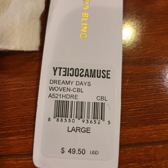 Yteicosamuse White Crop Top Front Tie Closure Size Large - Picture 7 of 8